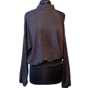 Peyton Jensen Mock Neck Gray Black Open Shoulder Blouse Size XL Evereve